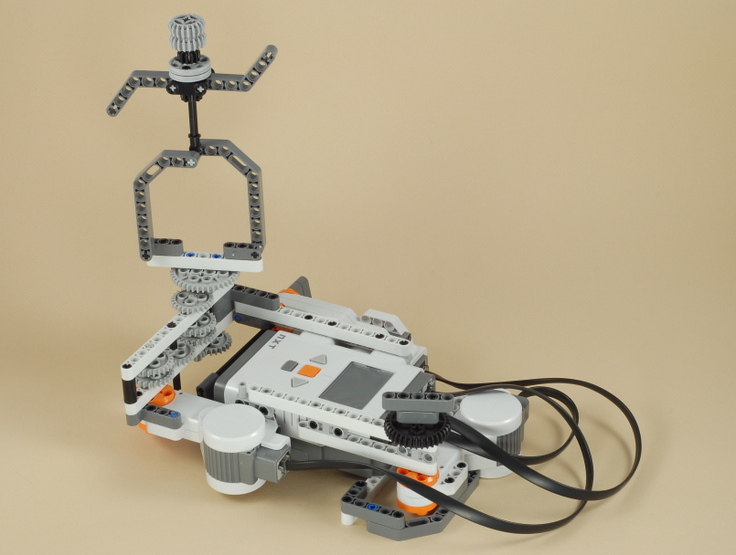 LEGO Mindstorms NXT Wind-up Ballerina