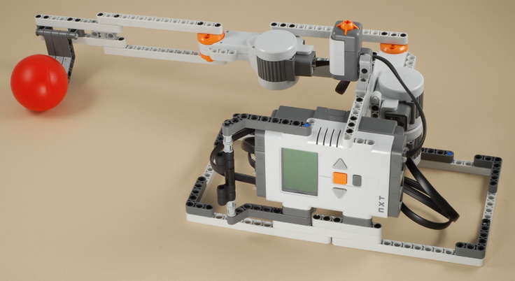 LEGO Mindstorms NXT Ball Kicker