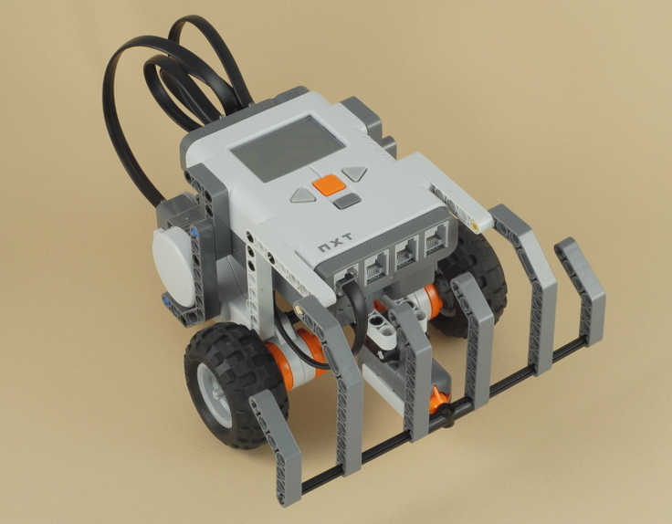 LEGO Mindstorms NXT Bumper Car